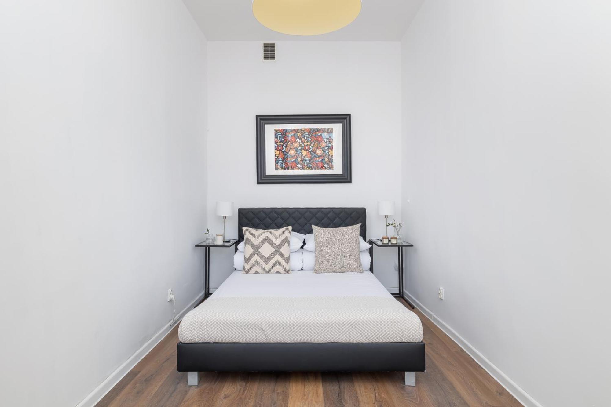 2-Bedroom Apartment - Dluga 65 คราคูฟ ภายนอก รูปภาพ