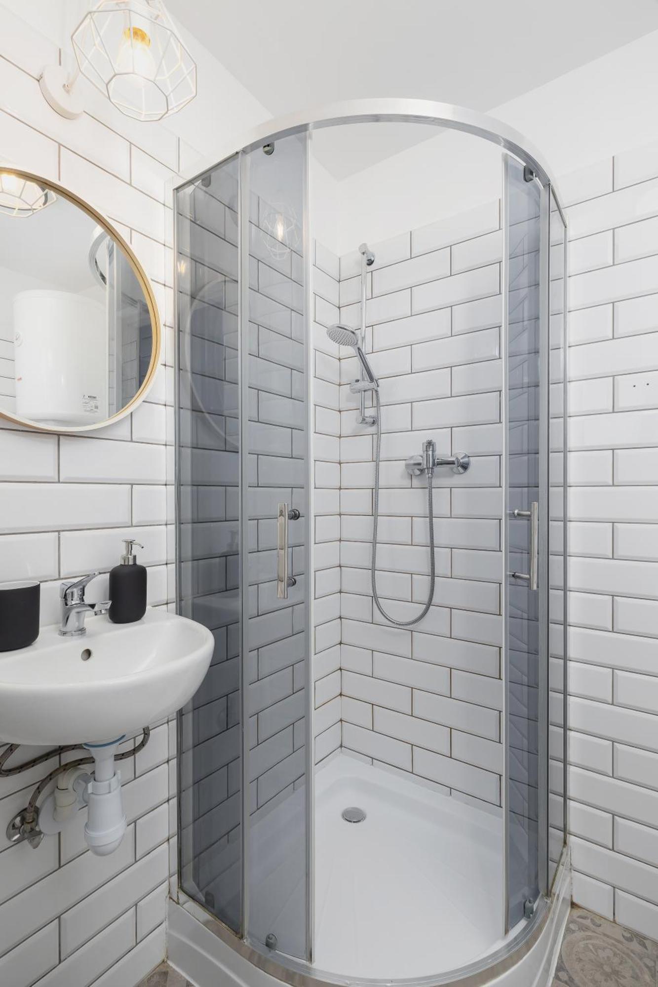 2-Bedroom Apartment - Dluga 65 คราคูฟ ภายนอก รูปภาพ