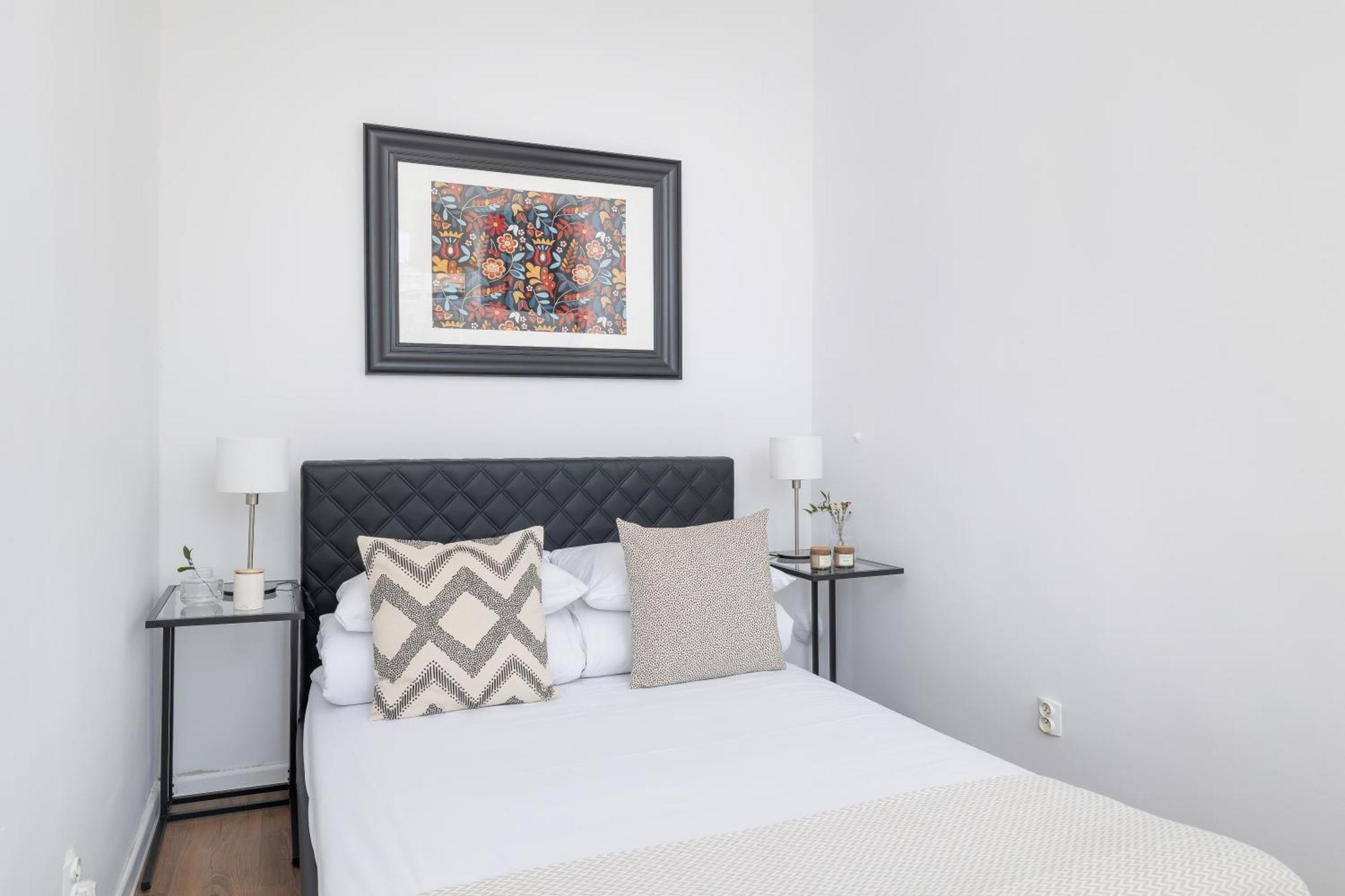 2-Bedroom Apartment - Dluga 65 คราคูฟ ภายนอก รูปภาพ